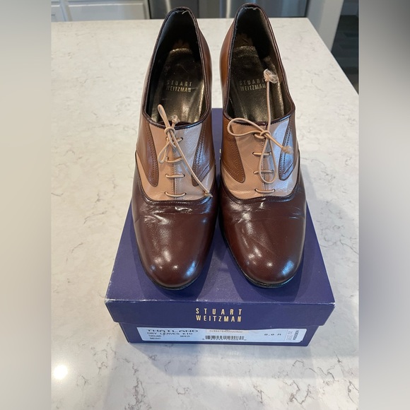 Stuart Weitzman Colorblock Laceup Pump (style:  Thailand Dry Kid) - Picture 2 of 5